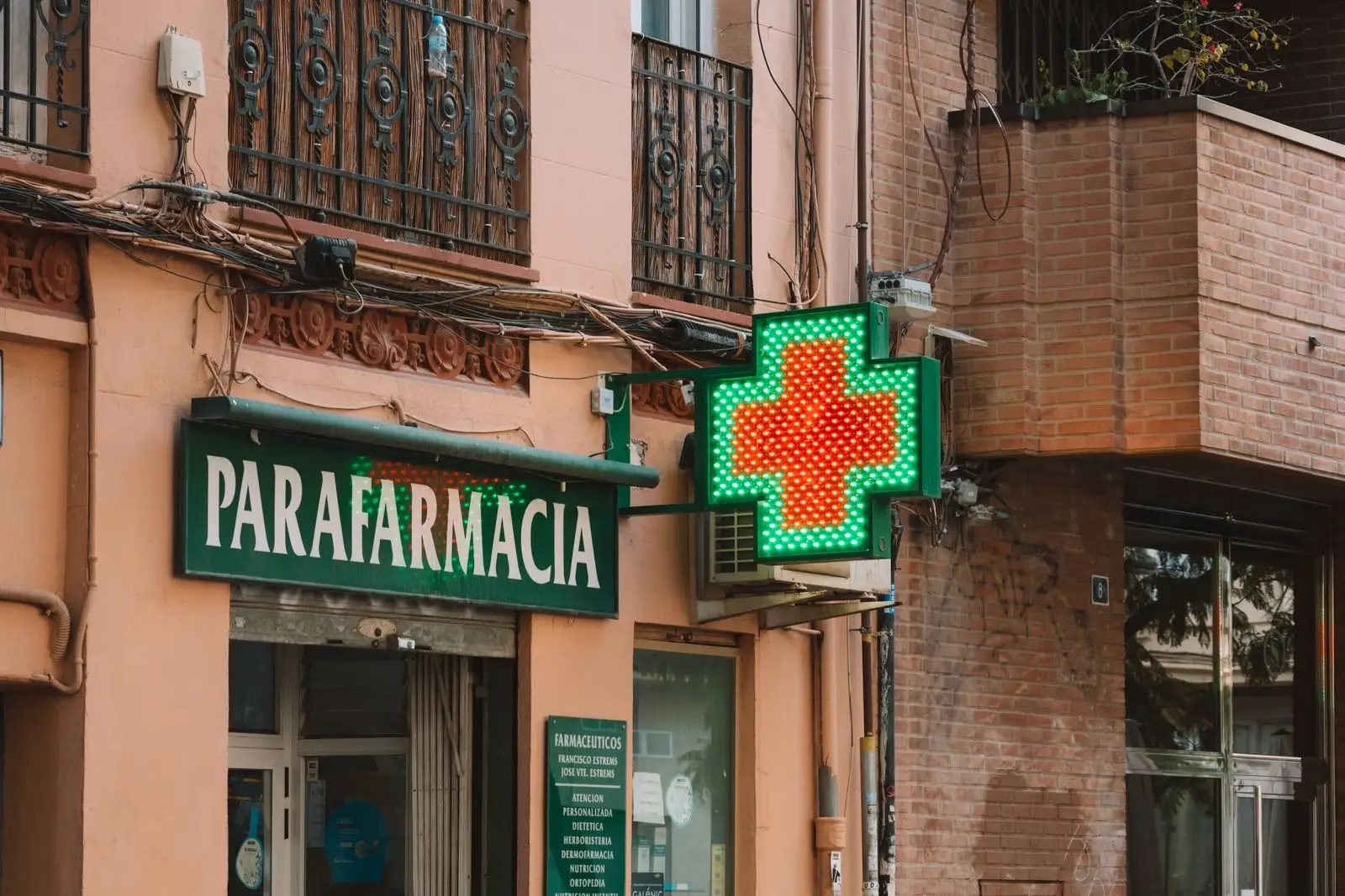 CBD en farmacias de Francia en 2026: qué pueden vender