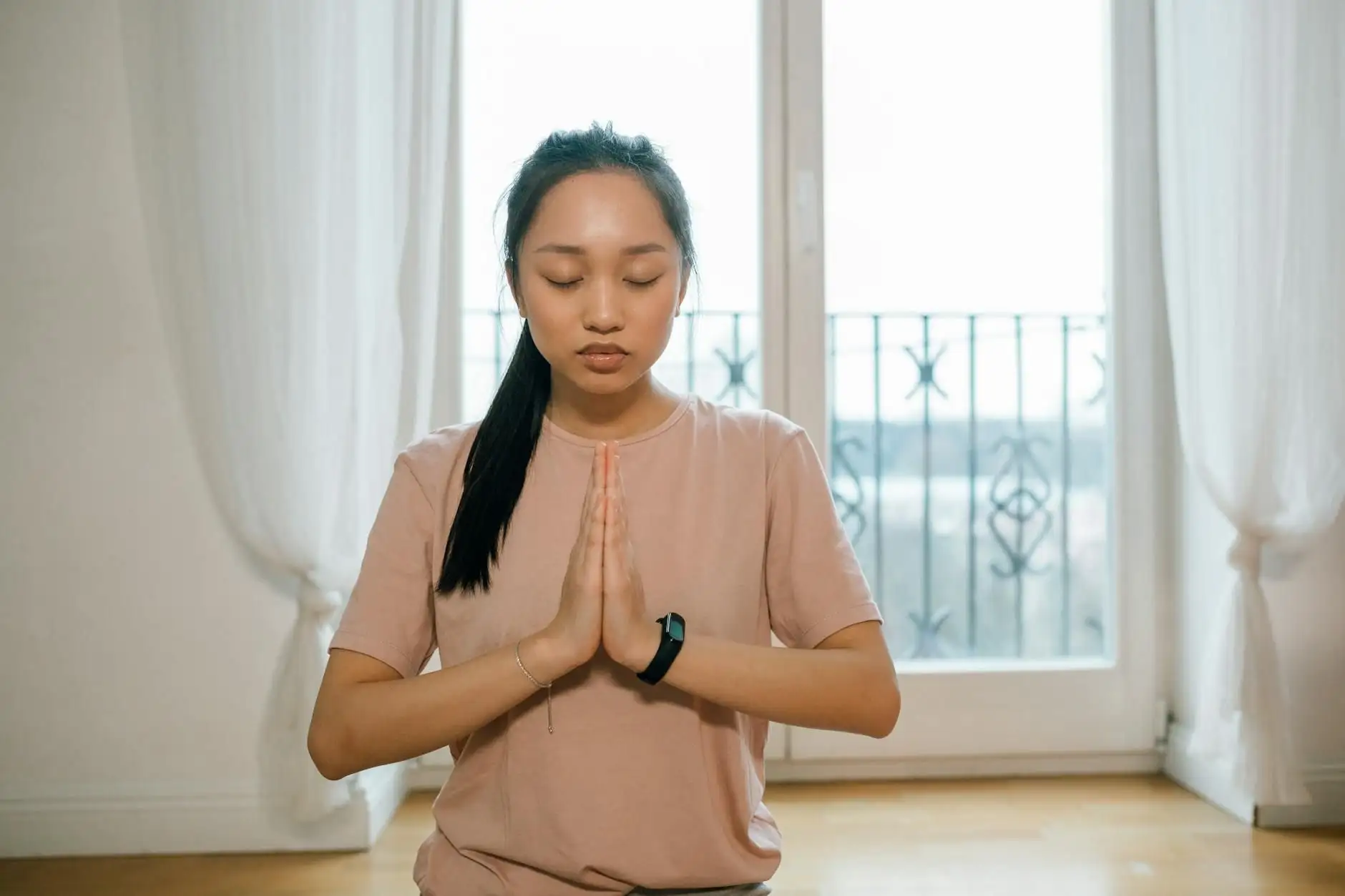 5 ejercicios de respiración sencillos para relajarse en 10 minutos