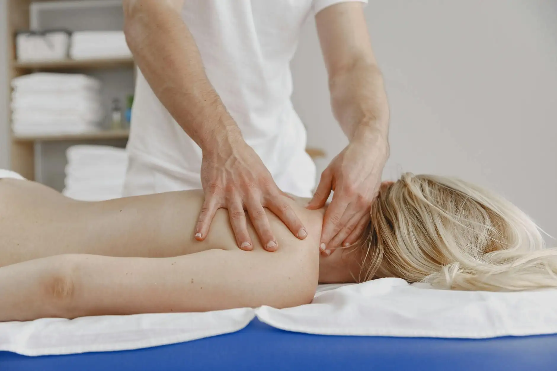 Crema de masaje con CBD para la zona lumbar: entender la formulación