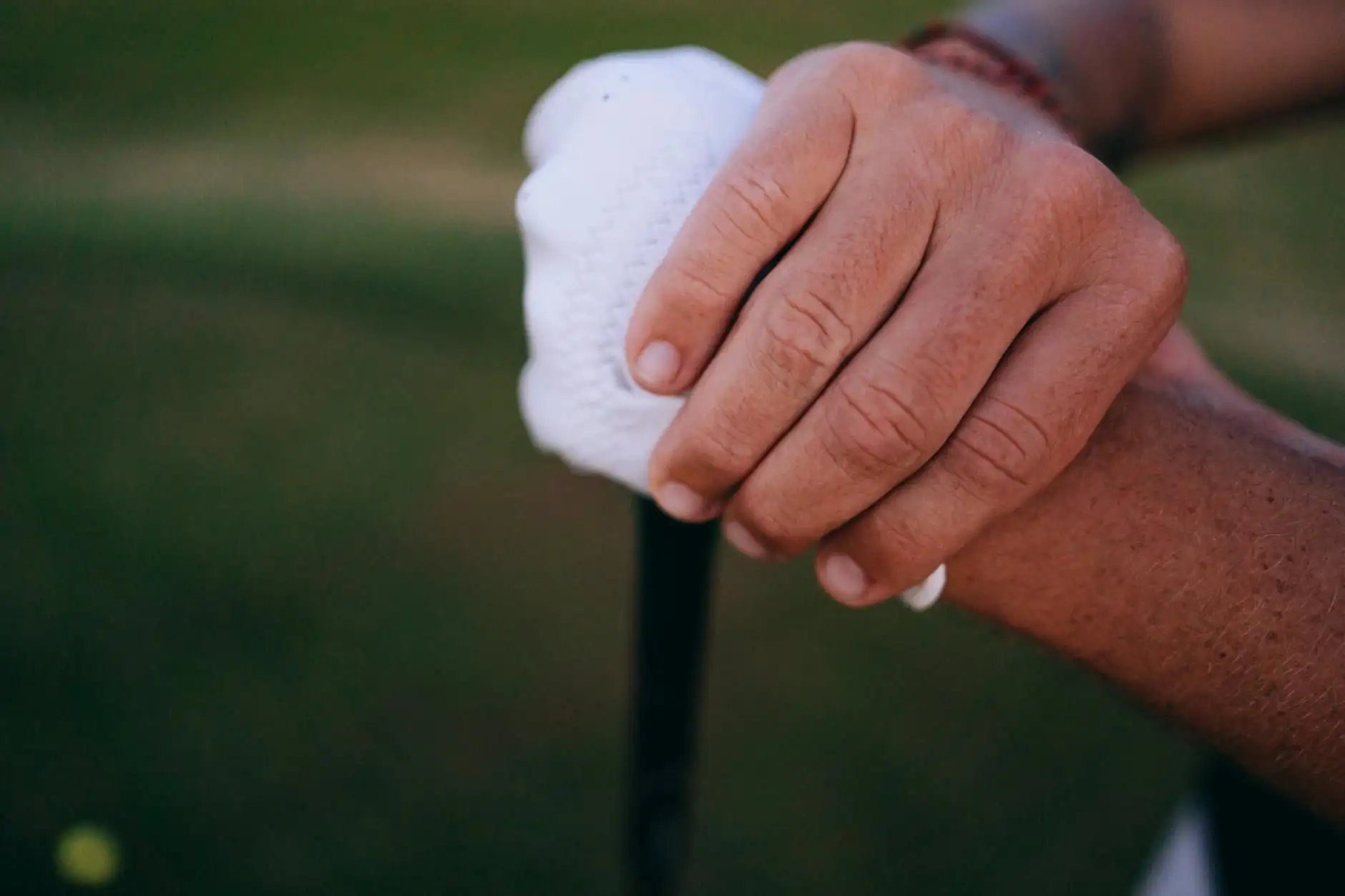 CBD y golf — ritual de recuperación después de un recorrido